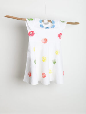 Painted sleeveless dress in white