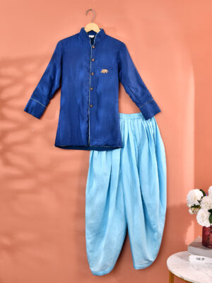 Kurta Dhoti With  Elephant Brooch